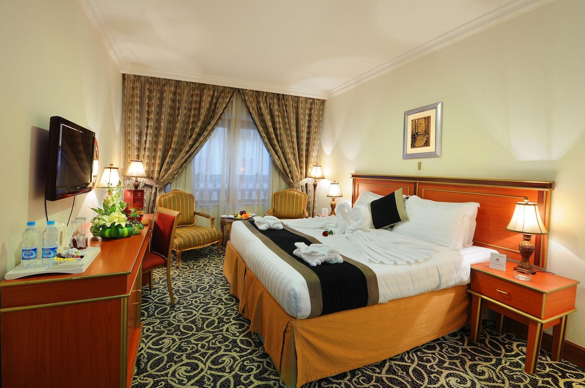 Zowar International Hotel Medine Dış mekan fotoğraf