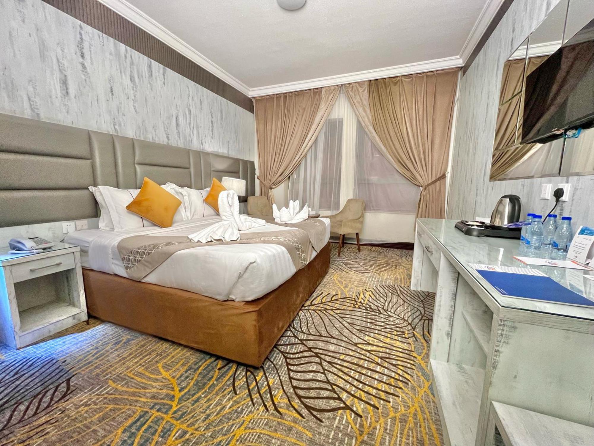 Zowar International Hotel Medine Dış mekan fotoğraf