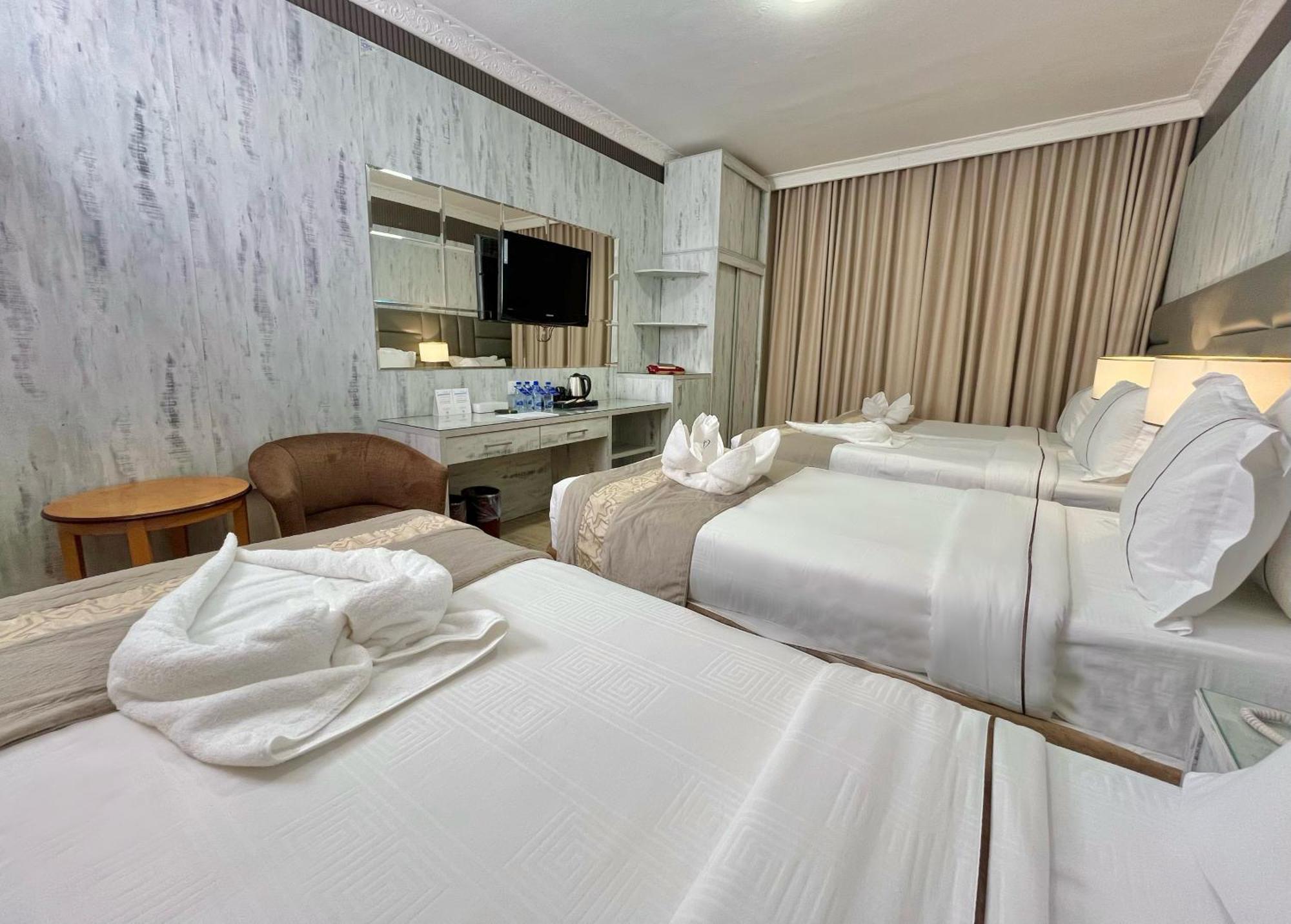 Zowar International Hotel Medine Dış mekan fotoğraf